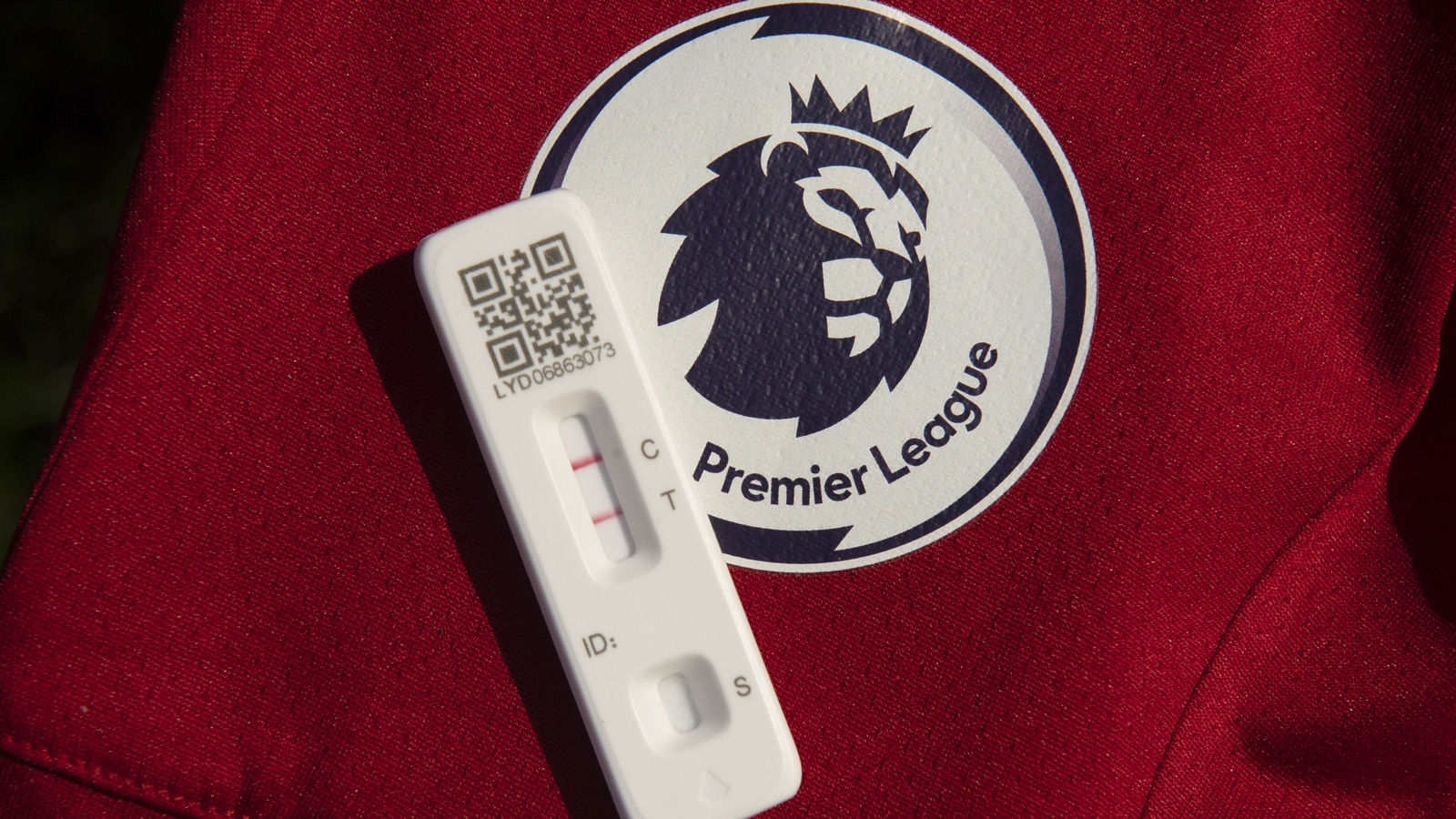 Premier League Covid cases fall for first time in weeks