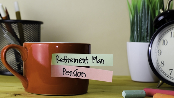 Workers will be able to defer their pension until the age of 70 after a broad agreement was reached among the Government parties