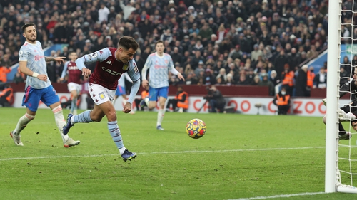 Philippe Coutinho inspires Aston Villa fightback against Manchester United, Premier League