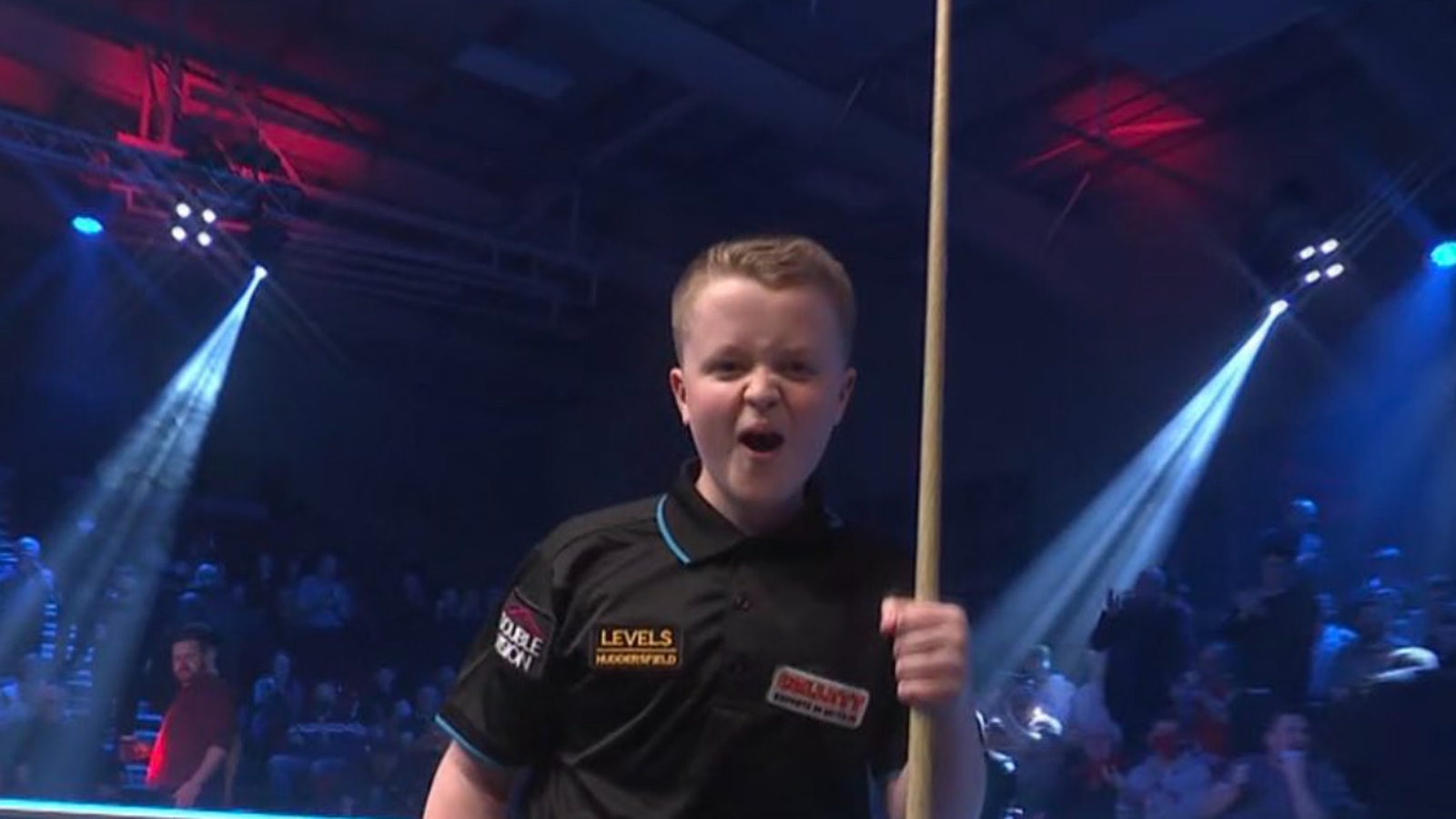 15-year-old beats professional at Snooker Shoot Out