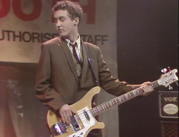 The Foremen on Jo-Maxi (1989) Eoin Ó Broin on bass