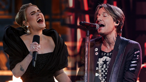 Keith Urban has extended his Las Vegas residency after Adele was forced to postpone her's at the last minute.