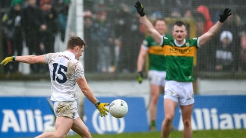 Jimmy Hyland converted a late free to draw Kildare level