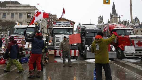 The number of protesters in Ottawa peaked at several thousand last Saturday, according to officials, before dwindling to a few hundred by midweek