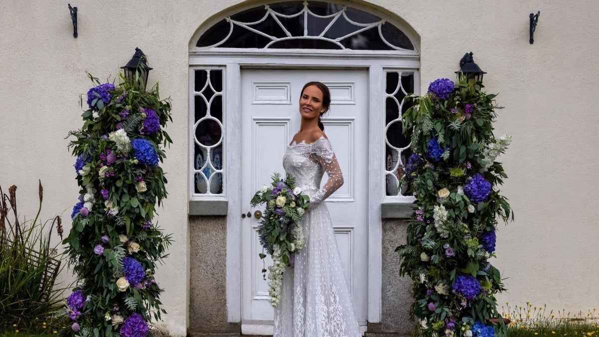 Sophie Anderton Helen Cody Wedding Dress for ARC Cancer