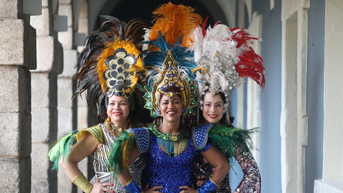 Ediones Dinis with Rose Silva and Debora França from dance group Samba Dance Brazil group at the St Patrick's Festival launch (Pic: RollingNews.ie)