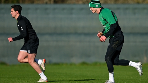 Joey Carbery (l) and Johnny Sexton pictured at training last week