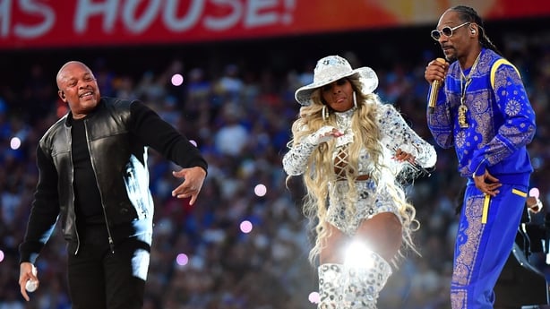 Dr. Dre, Snoop Dogg and Mary J. Blige Pepsi Halftime press conference, Dr.  Dre, Snoop Dogg and Mary J. Blige preview the #PepsiHalftime Show! #SBLVI, By NFL