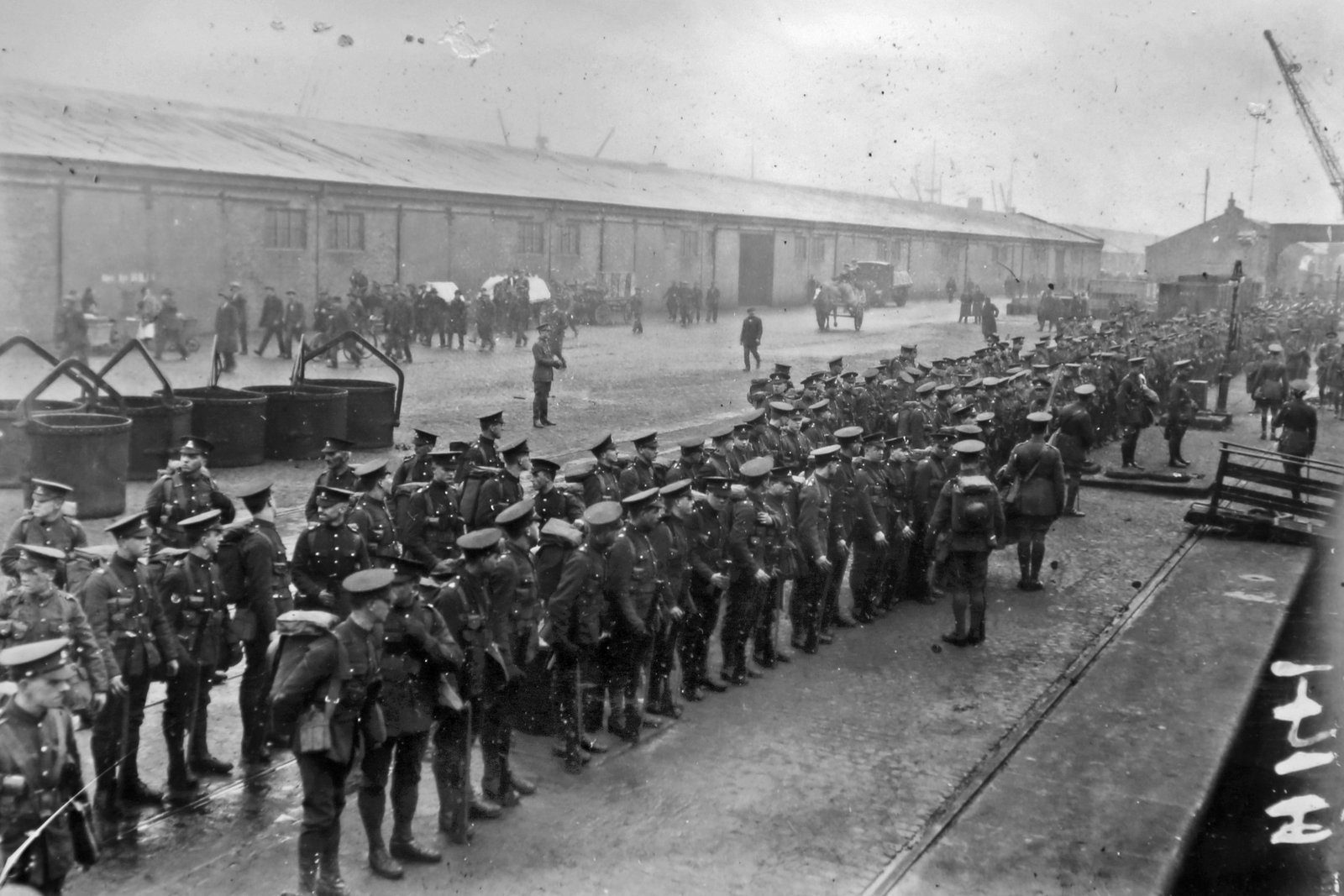 Image - Troops lined up on Quay prior to embarkation