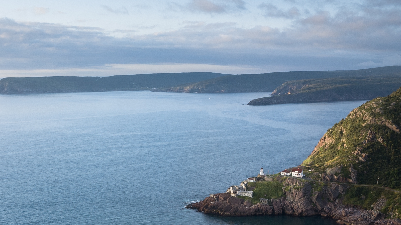 Seven dead as Spanish trawler sinks off Canada