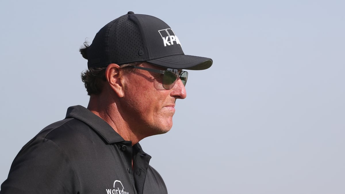 Phil mickelson hat best sale clip