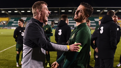 Kenny and Elbouzedi, who captained Ireland against Sweden in 2019, share a laugh at full-time