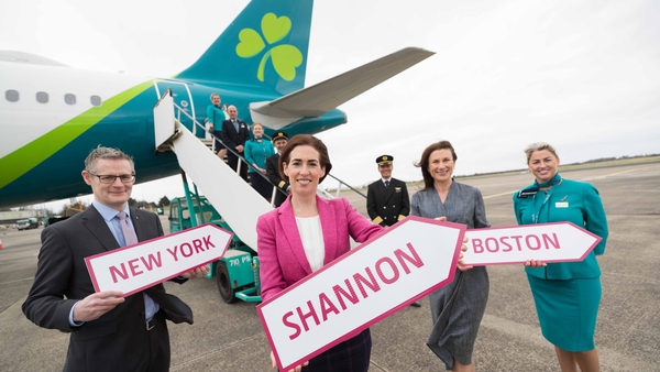 Donal Moriarty, from Aer Lingus, Minister of State at the Department of Transport, Hildegarde Naughton, Mary Considine, CEO of Shannon Group and the Aer Lingus Boston crew