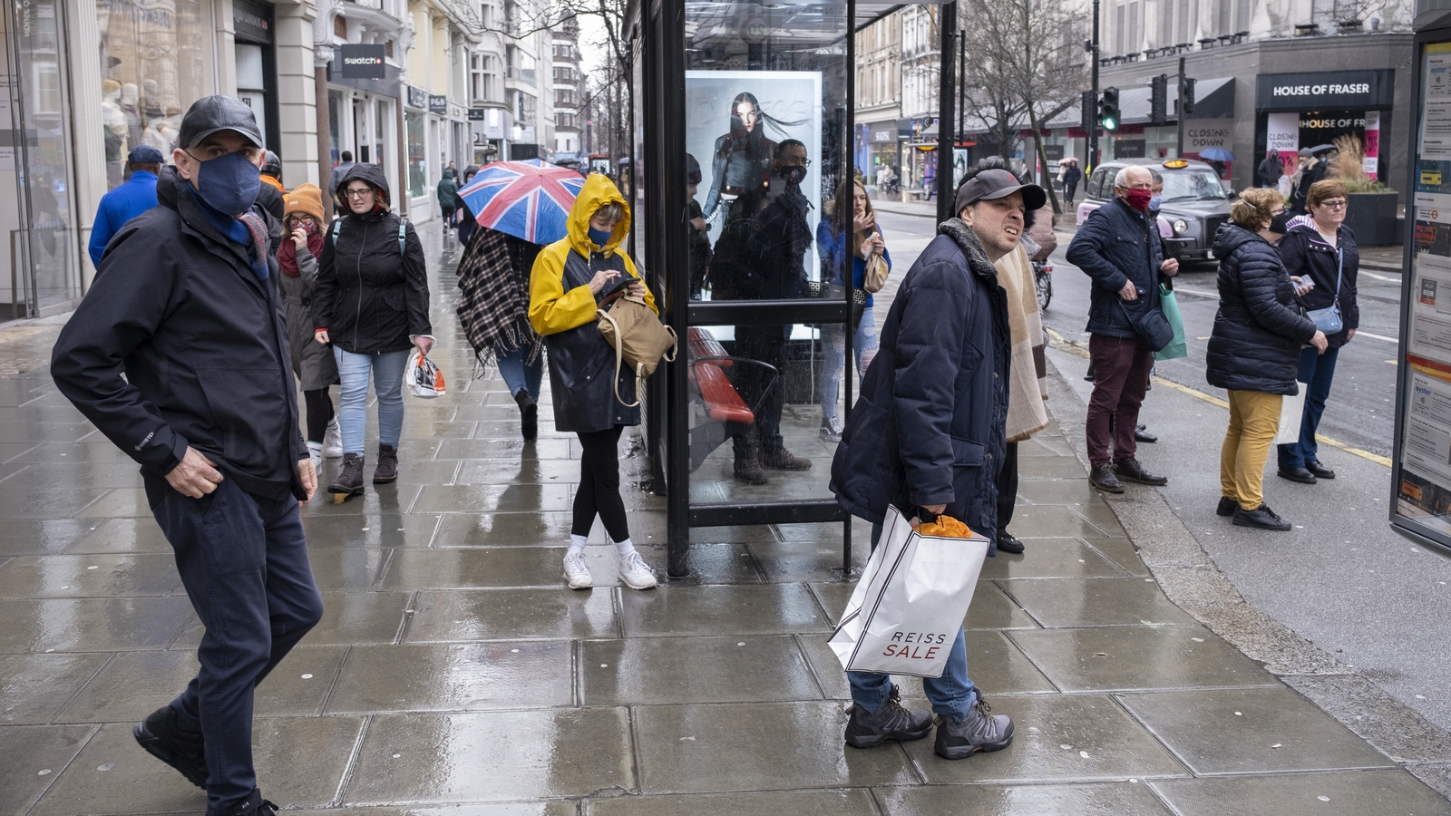 Covid19 cases rise in UK, record levels in Scotland