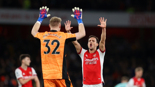 Aaron Ramsdale and Cedric Soares of Arsenal celebrate victory