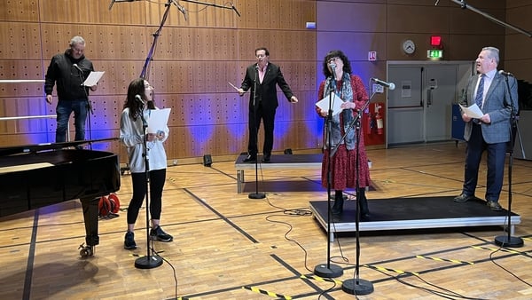 Charlie Bird's former RTÉ colleagues sing together in Studio 1 in the Radio Centre