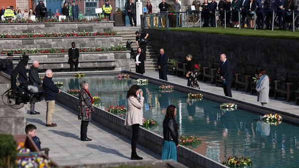 Representatives lay wreaths for those who died during the Covid-19 pandemic (Photo: RollingNews.ie)