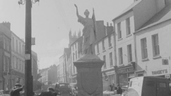 Lady Erin statue, Sligo town (1962)