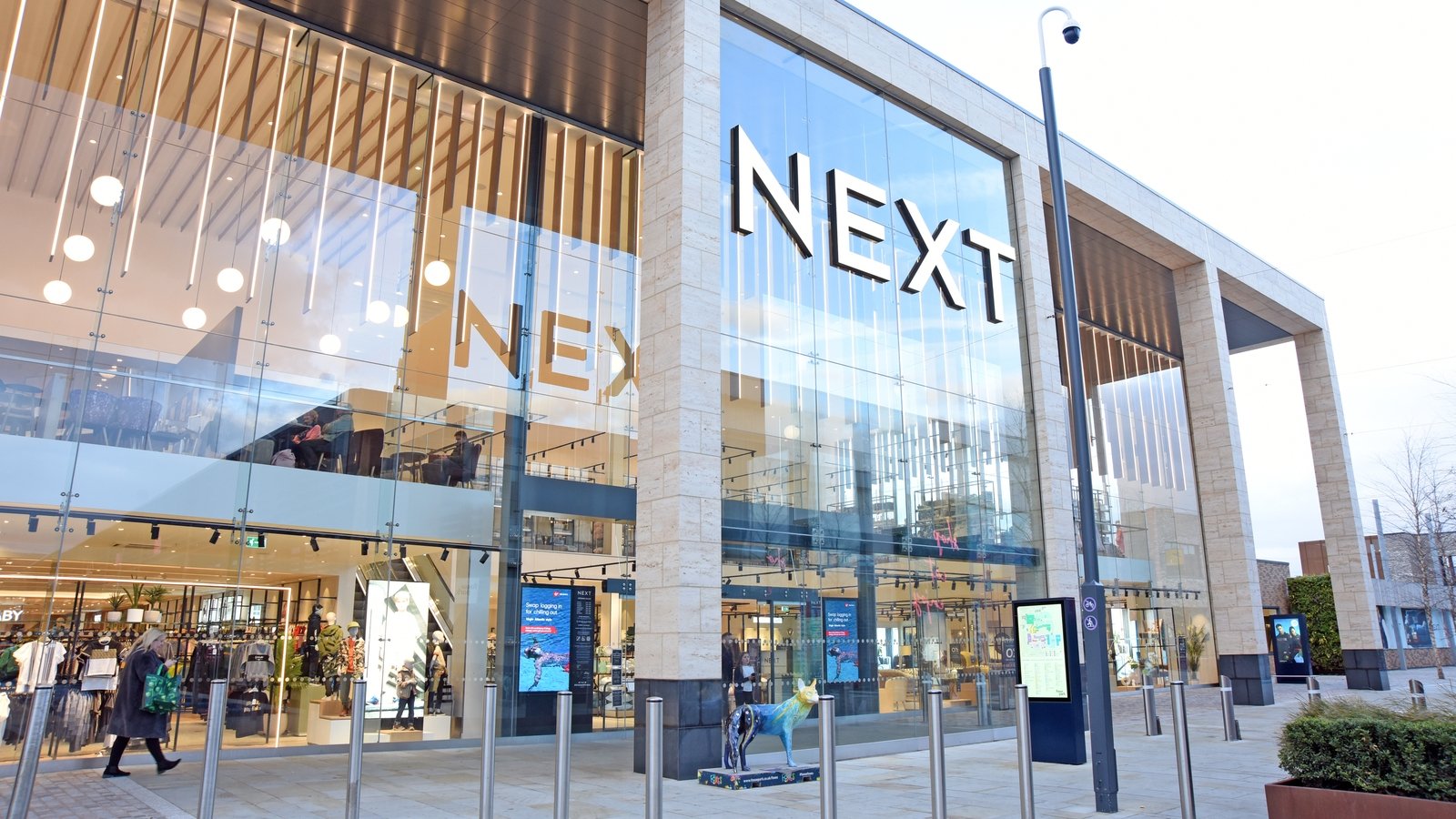 Next stays cautious on outlook after profit rise