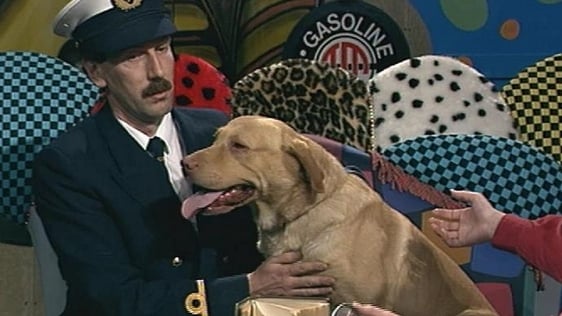 Jake the sniffer dog on Jo-Maxi (1992)
