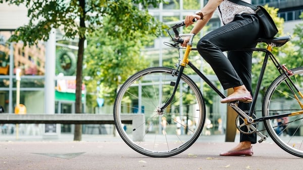 A bike purcased under the Bike to Work scheme has a a cost to the Government of just €228 per tonne of carbon dioxide saved, but the electric car scheme cuts emissions at a cost of €995 per tonne of carbon dioxide. Photo: Getty Images