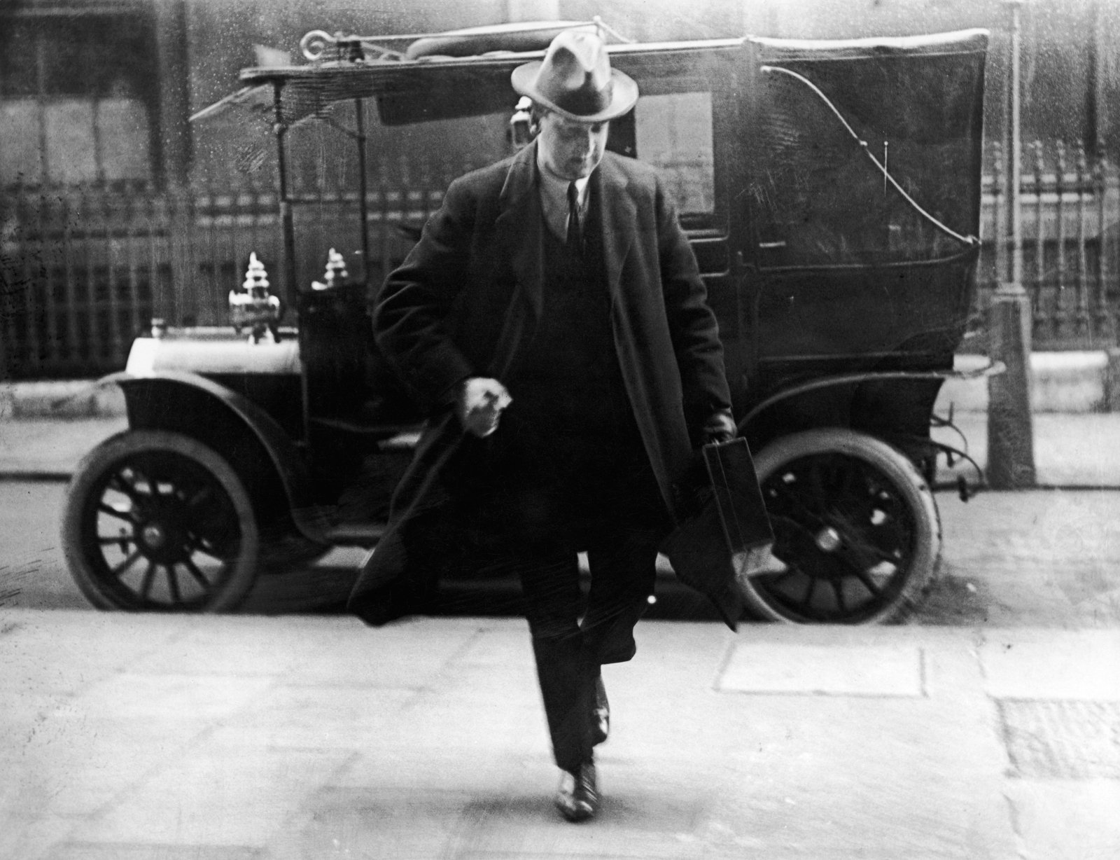 Image - Michael Collins arrives at the Colonial Office in London to meet James Craig (Getty Images)