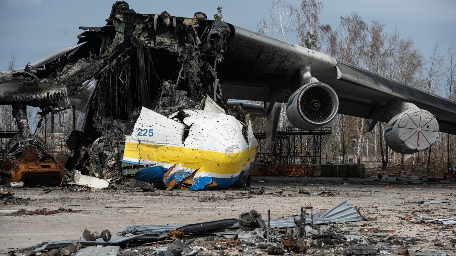 World's largest plane destroyed in battle for Kyiv