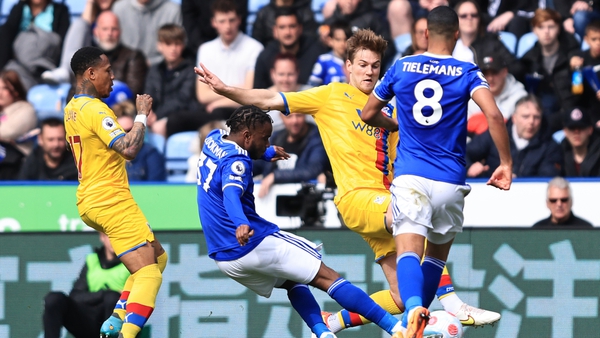 Ademola Lookman fired the Foxes in front