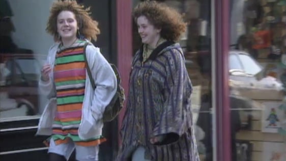 Galway girls, 1992.