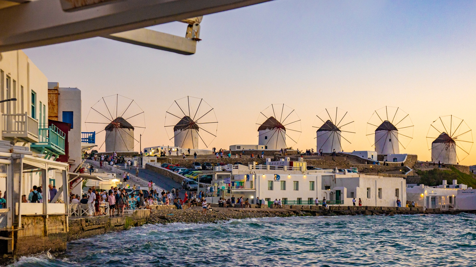 Greece lifts Covid curbs for summer tourism season