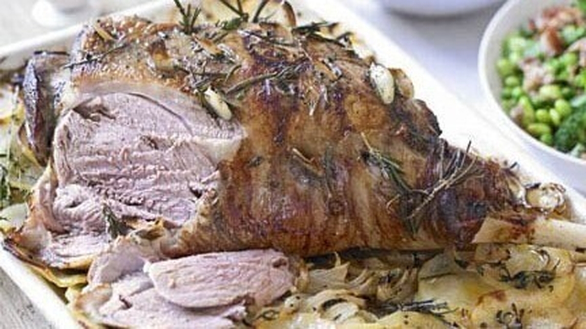 Neven's Recipes Roast Leg of Spring Lamb with Boulangère Potatoes