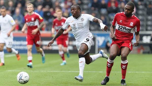 Michael Obafemi in action against Middlesbrough