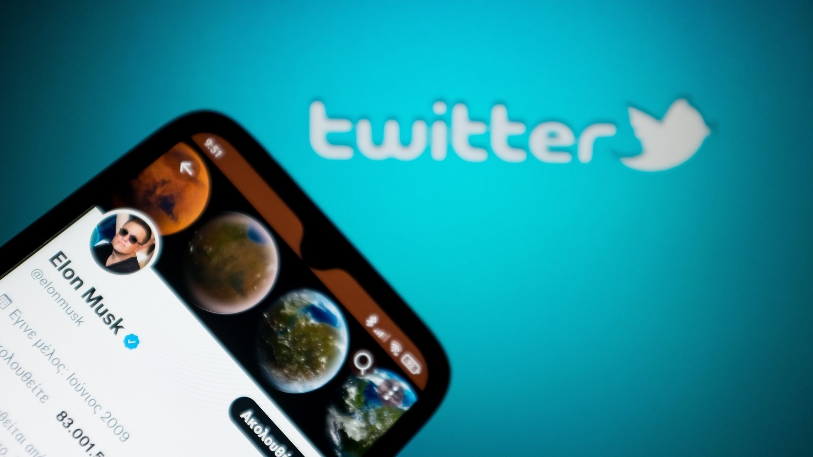 Twitter's advertising business facing slow recovery