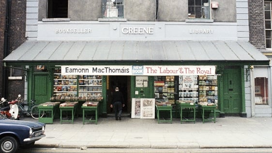 Greene's bookshop on Clare Street in Dublin, 1979.
