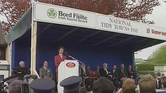 President Mary Robinson, Malin, Co. Donegal (1992)