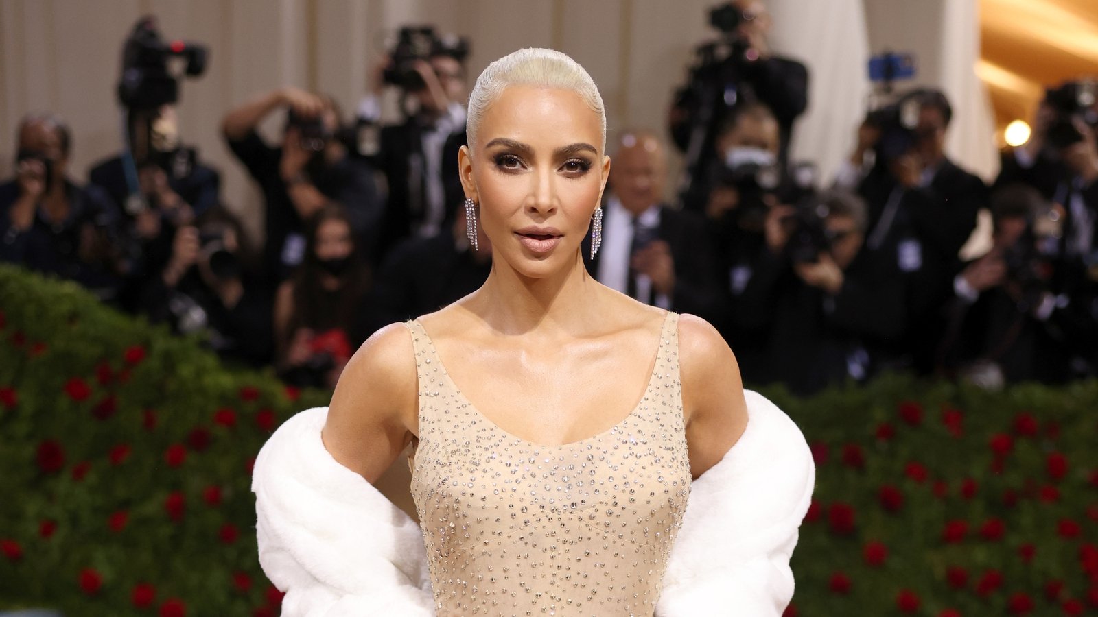Kim Kardashian Wearing Marilyn Monroes Gown to Met Gala Clues