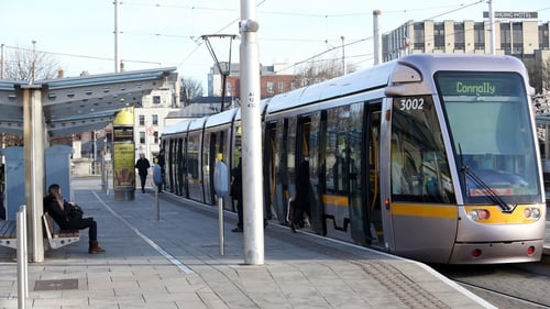 Fares on Dublin Bus, Luas, Go-Ahead Ireland and Iarnród Éireann's DART and Commuter services will drop by 20%