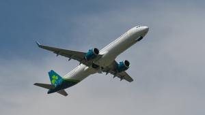 Covid spike leads to further Aer Lingus cancellations