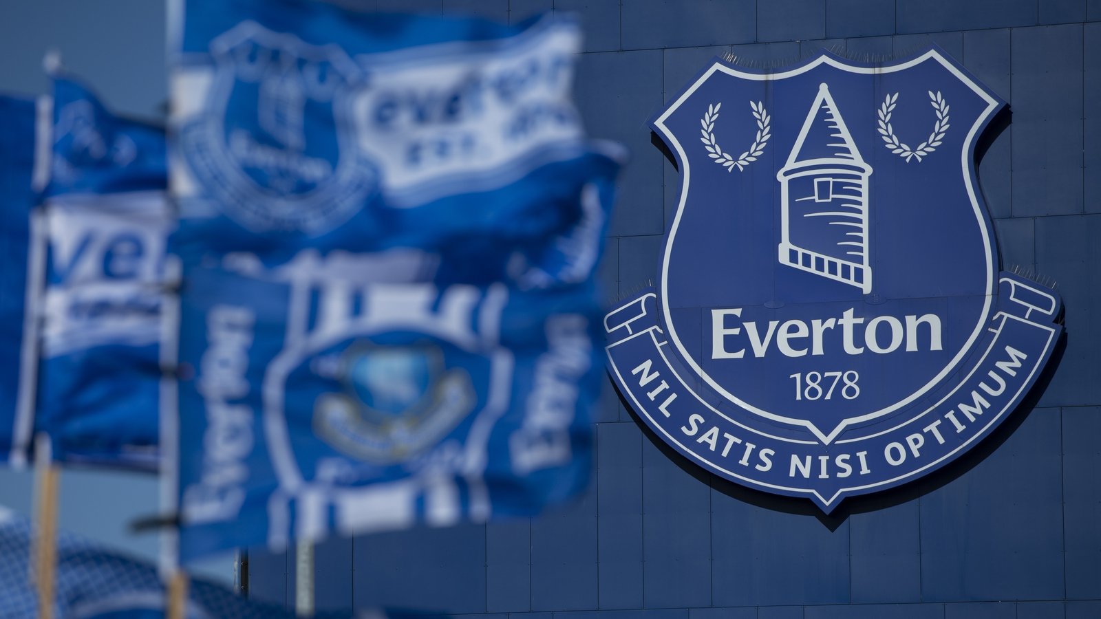 Everton to drop lucrative deal with gambling giant two years early