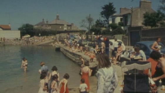 People at Sandycove Beach (1977)