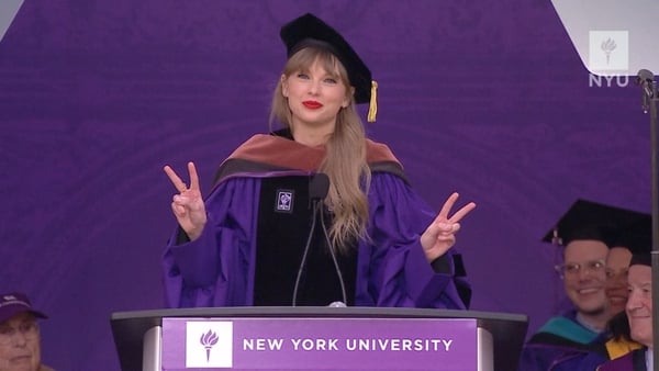 Taylor Swift told the class of 2022 to 
