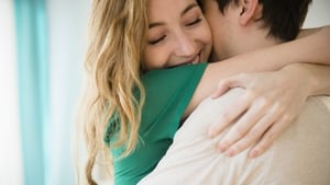 A 20 second morning hug is good for you - if you're a woman