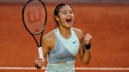 Emma Raducanu celebrates her victory