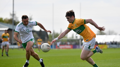 Walsh (l) in action against Leitrim's Ryan O'Rourke during the Connacht quarter-final on Easter Sunday