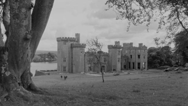 Lough Cutra Castle (1967)