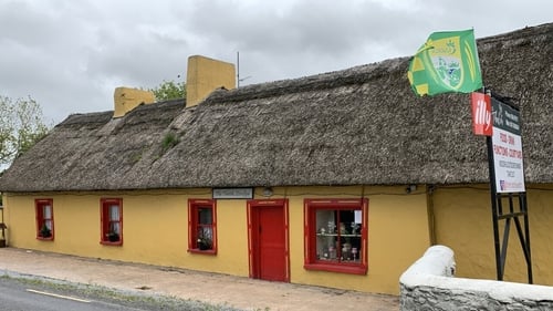 The Thatch Bar and Restaurant in Lisselton in Co Kerry will close its doors for the final time on Sunday