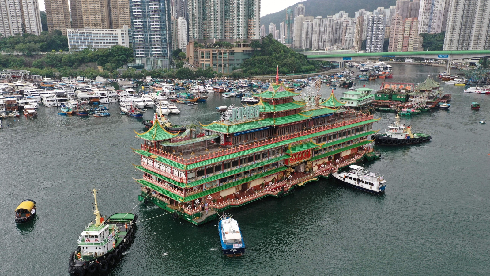 The Floating Boat Restaurant at Ashlee Guthrie blog