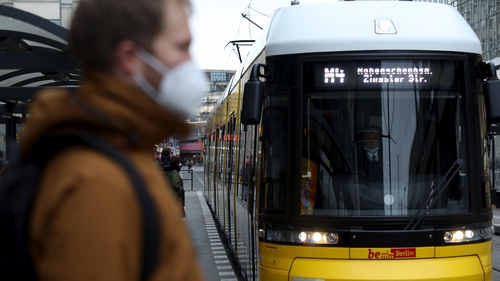 Masks are still required on public transport in Germany