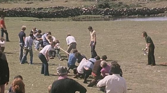 Tug o'war, Inis Mór, Co. Galway (1977)