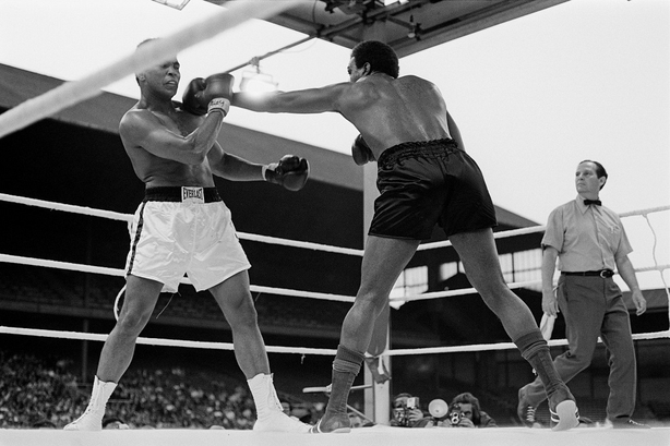 Muhammad Ali v Al 'Blue' Lewis (1972) Photo by Thomas Holton